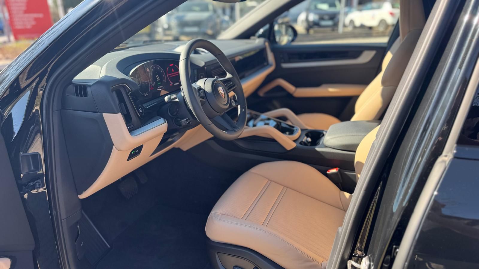 Porsche Cayenne Hybrid Coupe thumbnail 10