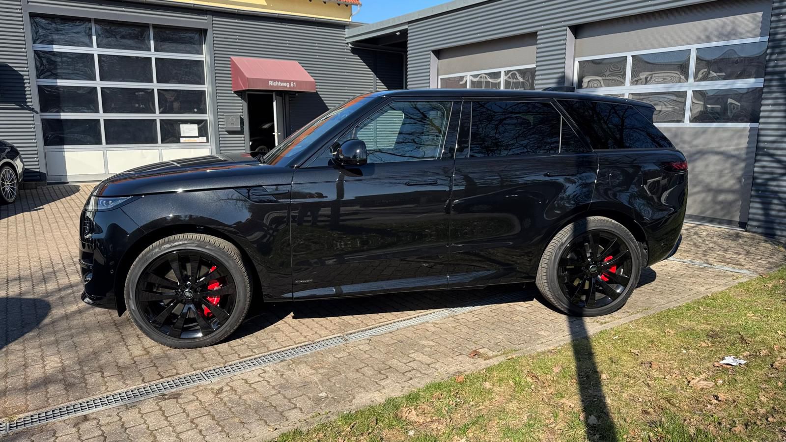 Rang Rover Sport D350 Autobiography thumbnail 17