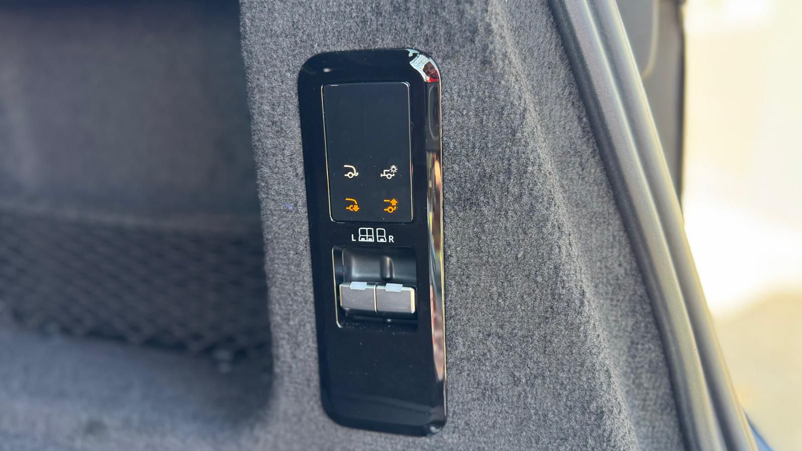 Rang Rover Sport D350 Autobiography thumbnail 18