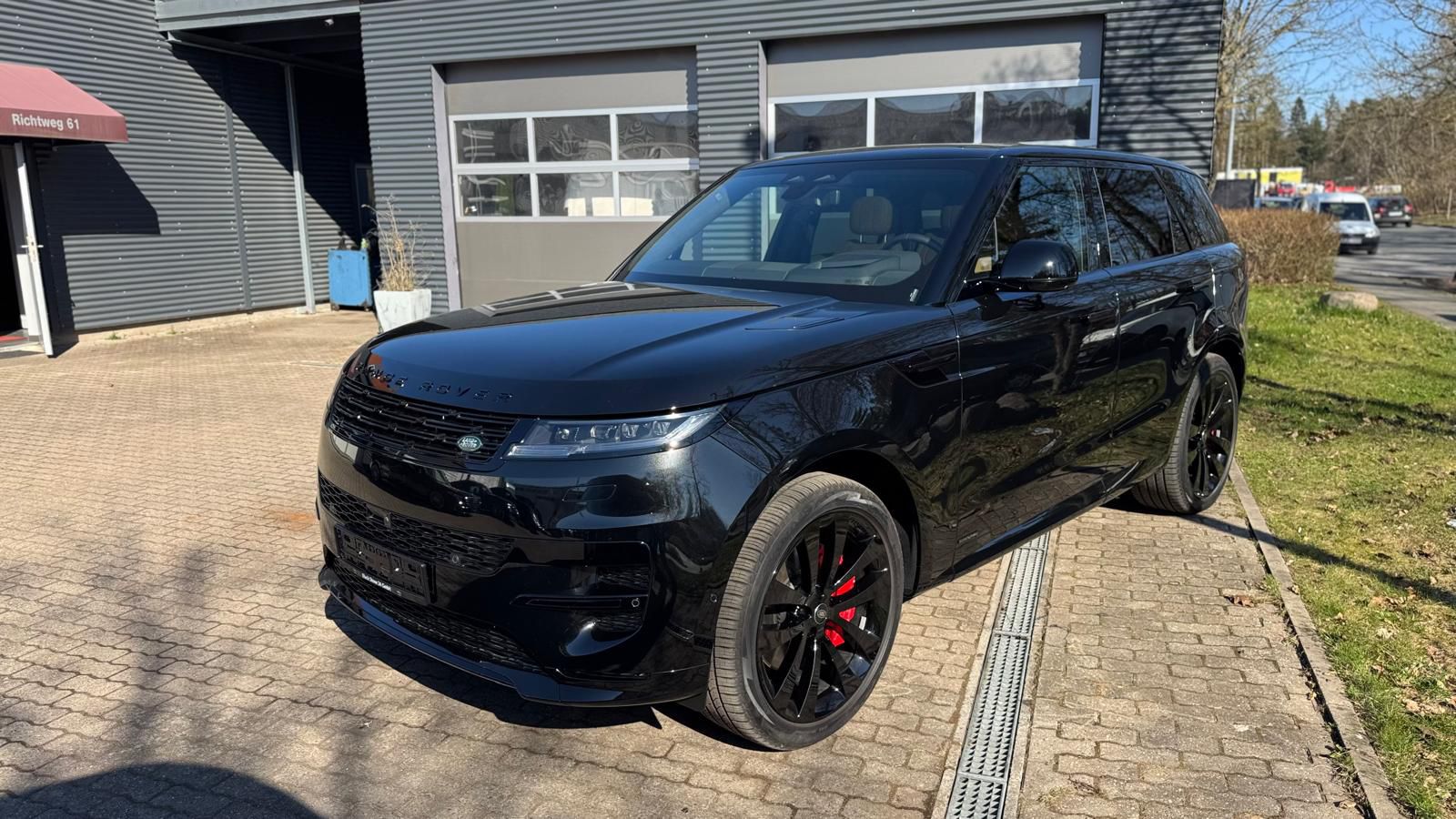 Rang Rover Sport D350 Autobiography thumbnail 1