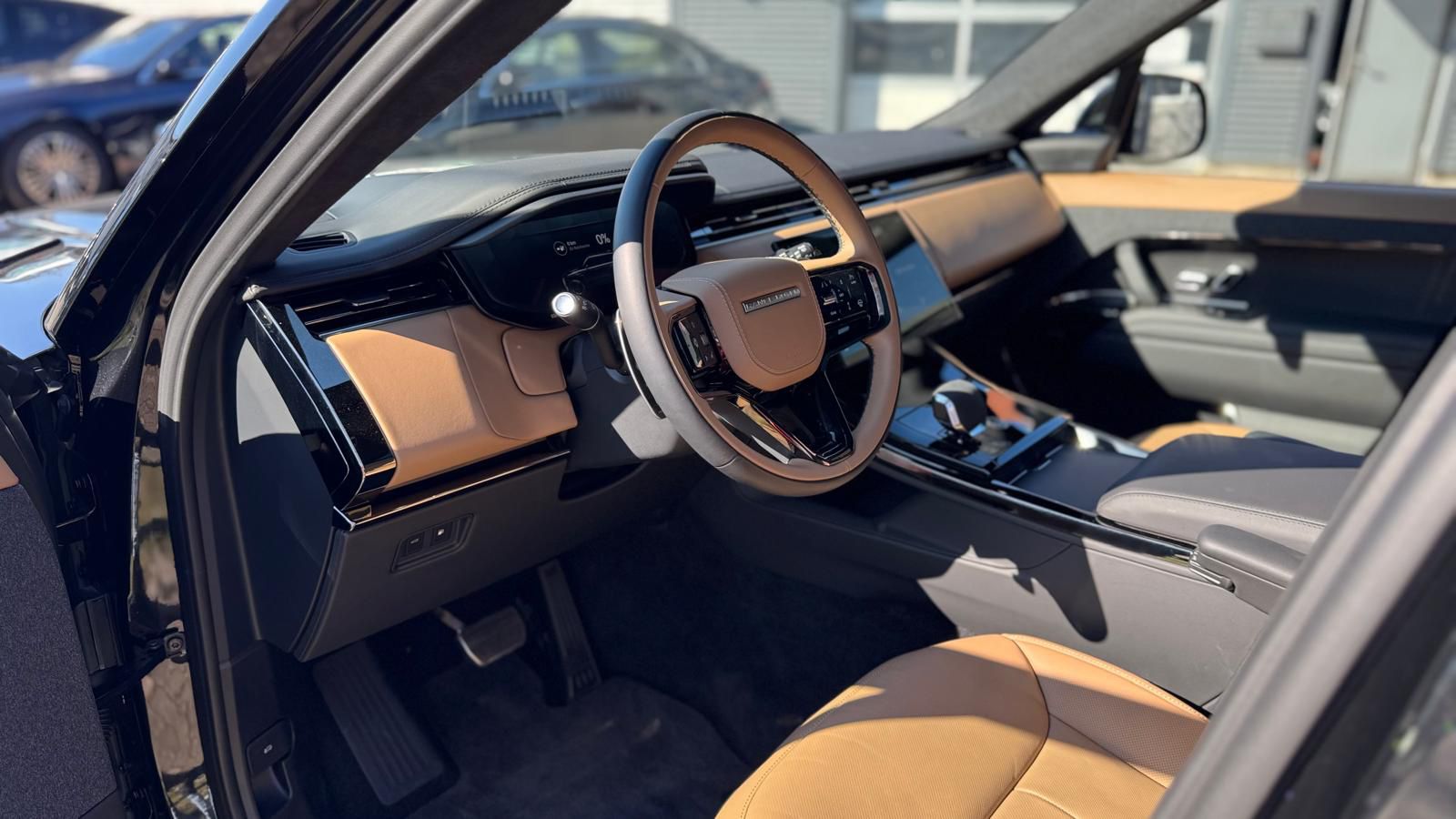 Rang Rover Sport D350 Autobiography thumbnail 6