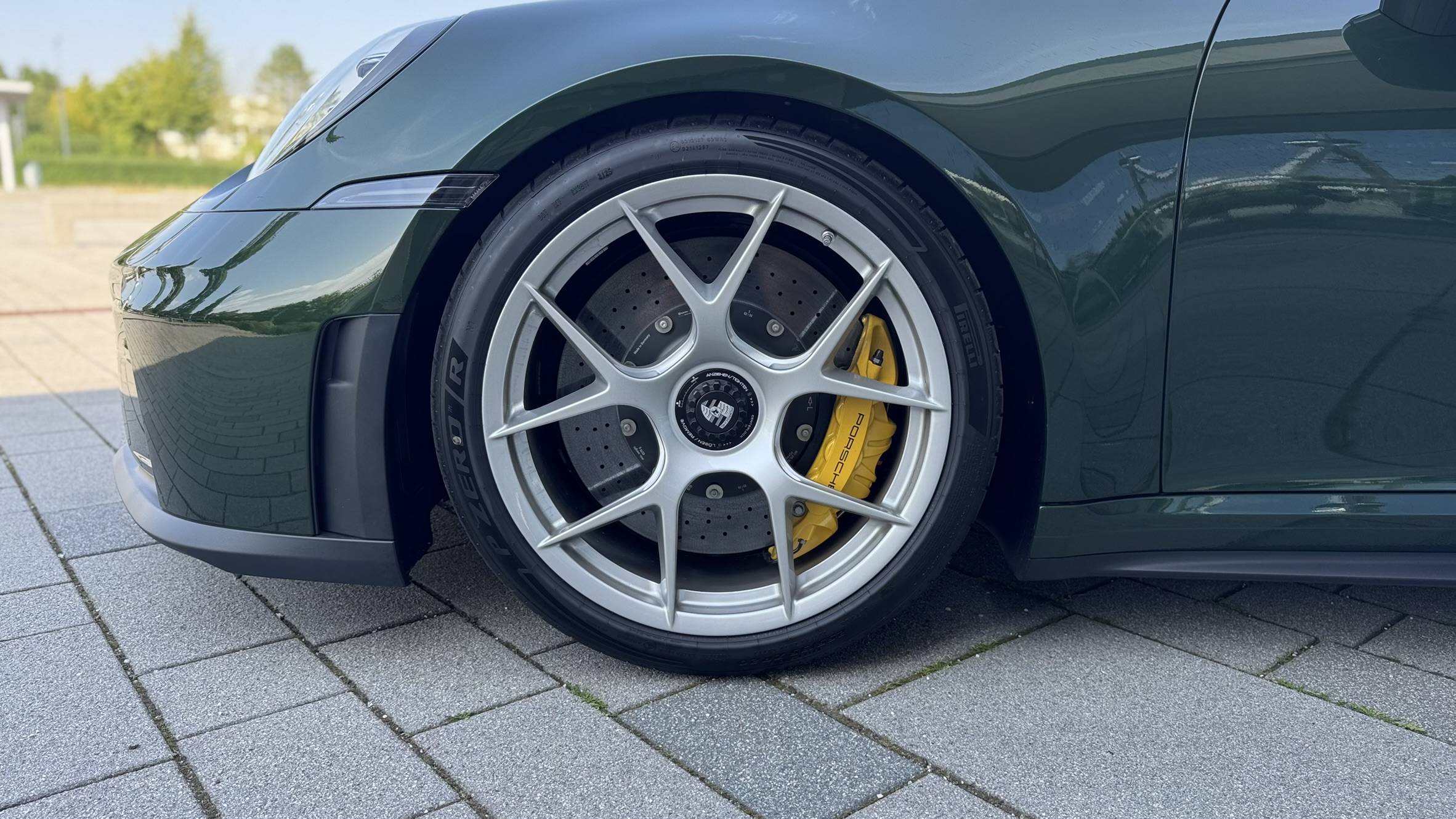 Porsche 911 GT3 Touring thumbnail 12