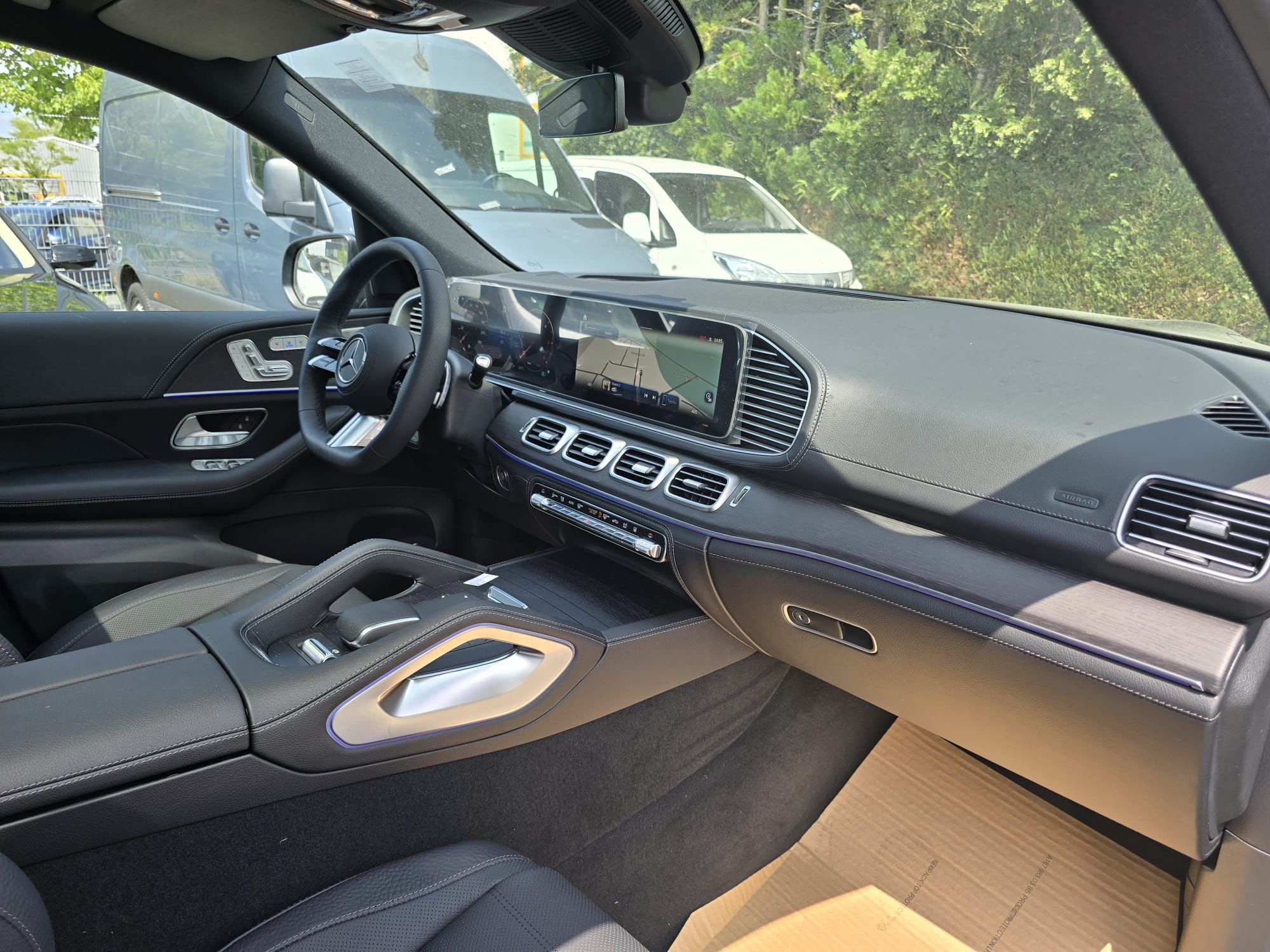 Mercedes Benz GLS 450d thumbnail 8