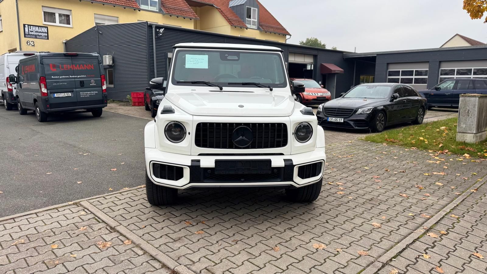 Mercedes Benz G63 AMG thumbnail 2